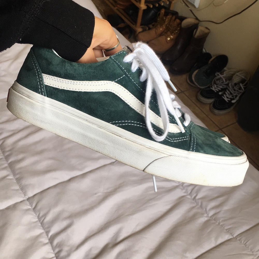 Suede Forest Green Vans Old Skool Low Tops
